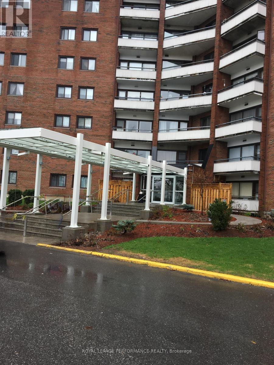 1113 - 20 CHESTERTON DRIVE, Ottawa, Ontario