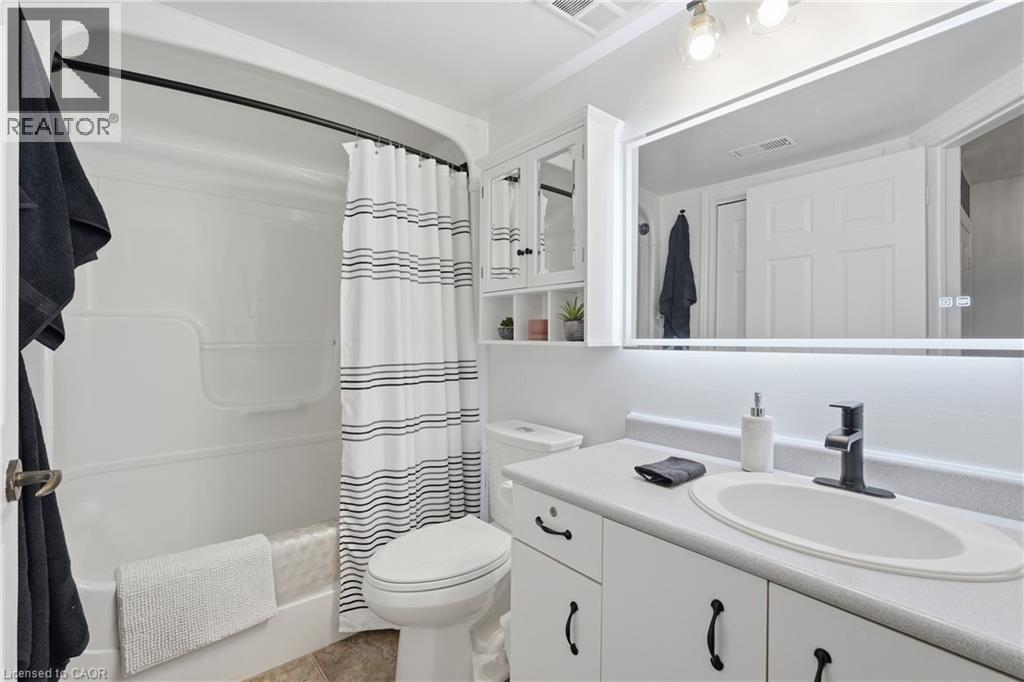 4015 Kilmer Drive Unit# 204, Burlington, Ontario  L7M 4M4 - Photo 15 - 40817223