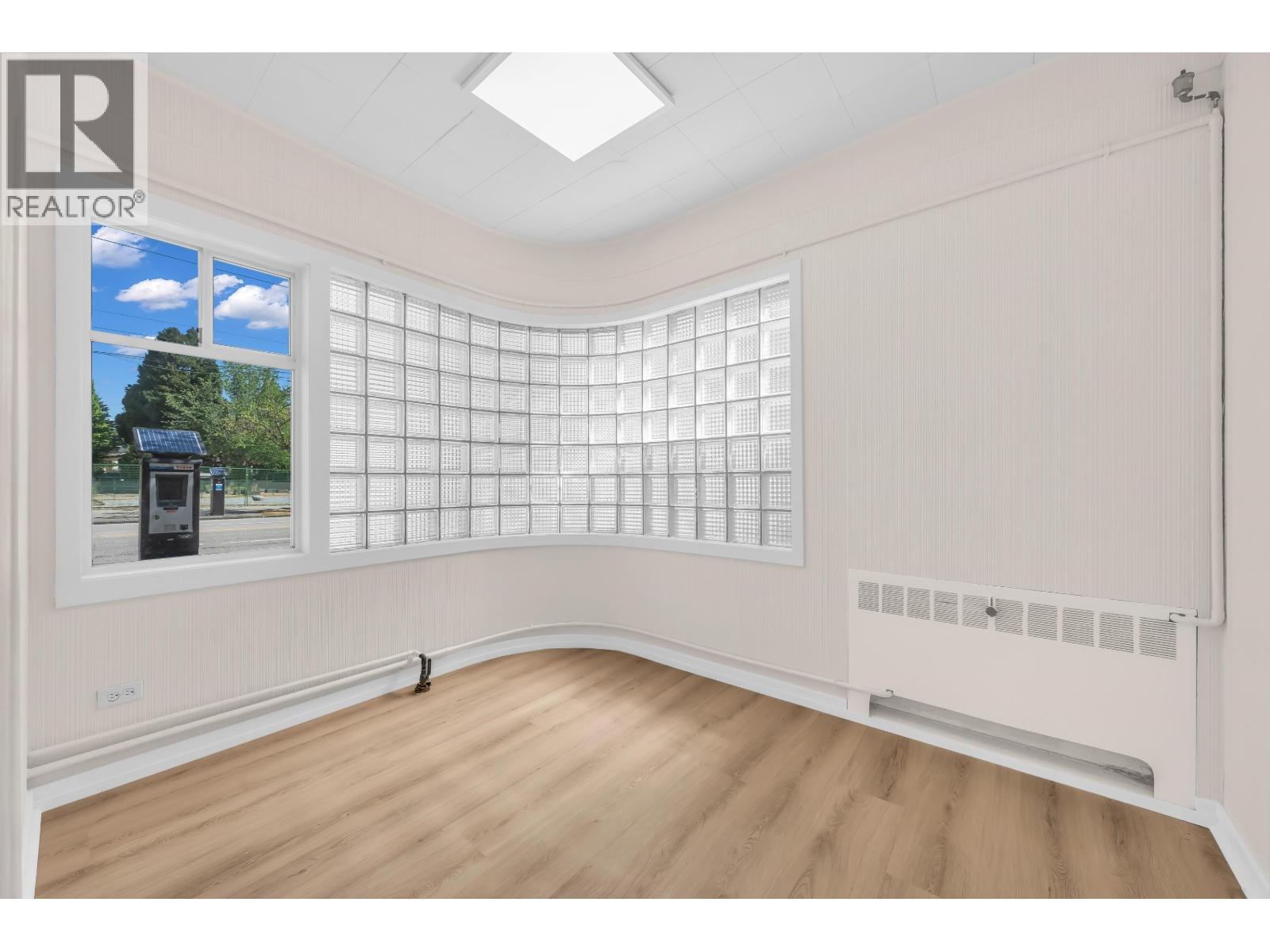 4570 W 10th Avenue, Vancouver, British Columbia  V6R 2J1 - Photo 4 - C8076334