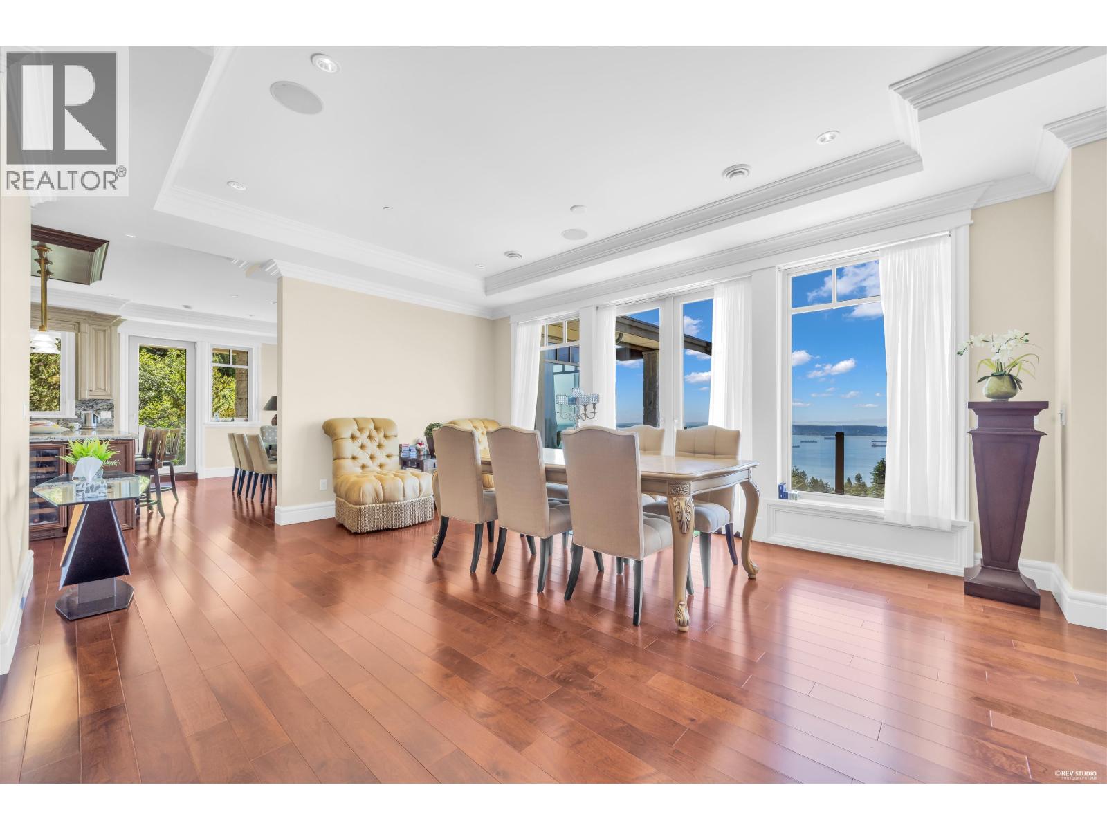 2562 Garden Court, West Vancouver, British Columbia  V7S 0A3 - Photo 4 - R3127546