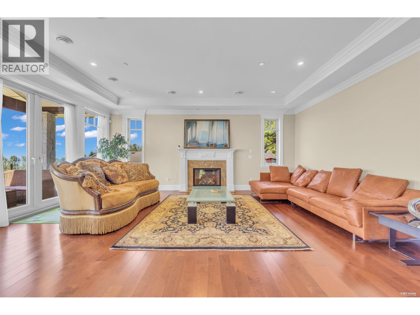 2562 Garden Court, West Vancouver, British Columbia  V7S 0A3 - Photo 2 - R3127546