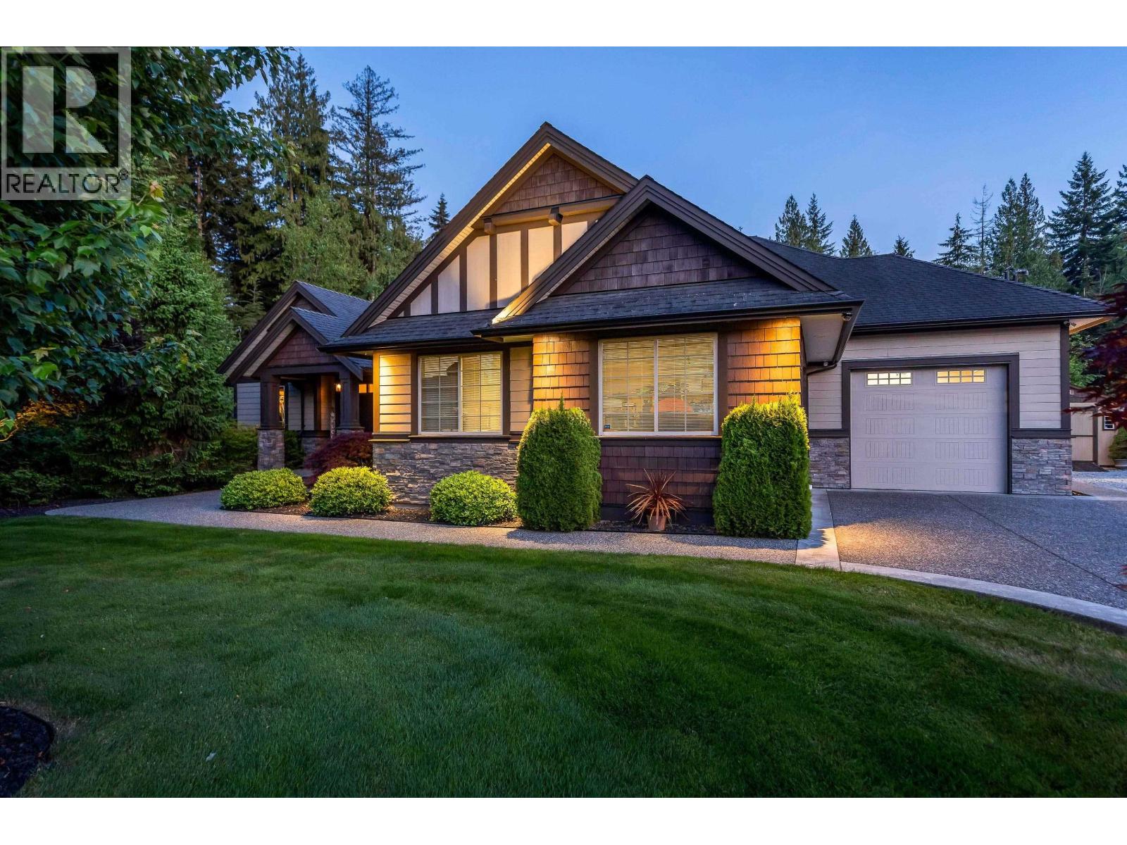 26580 124 Avenue, Maple Ridge, British Columbia  V2W 0E2 - Photo 2 - R3130399