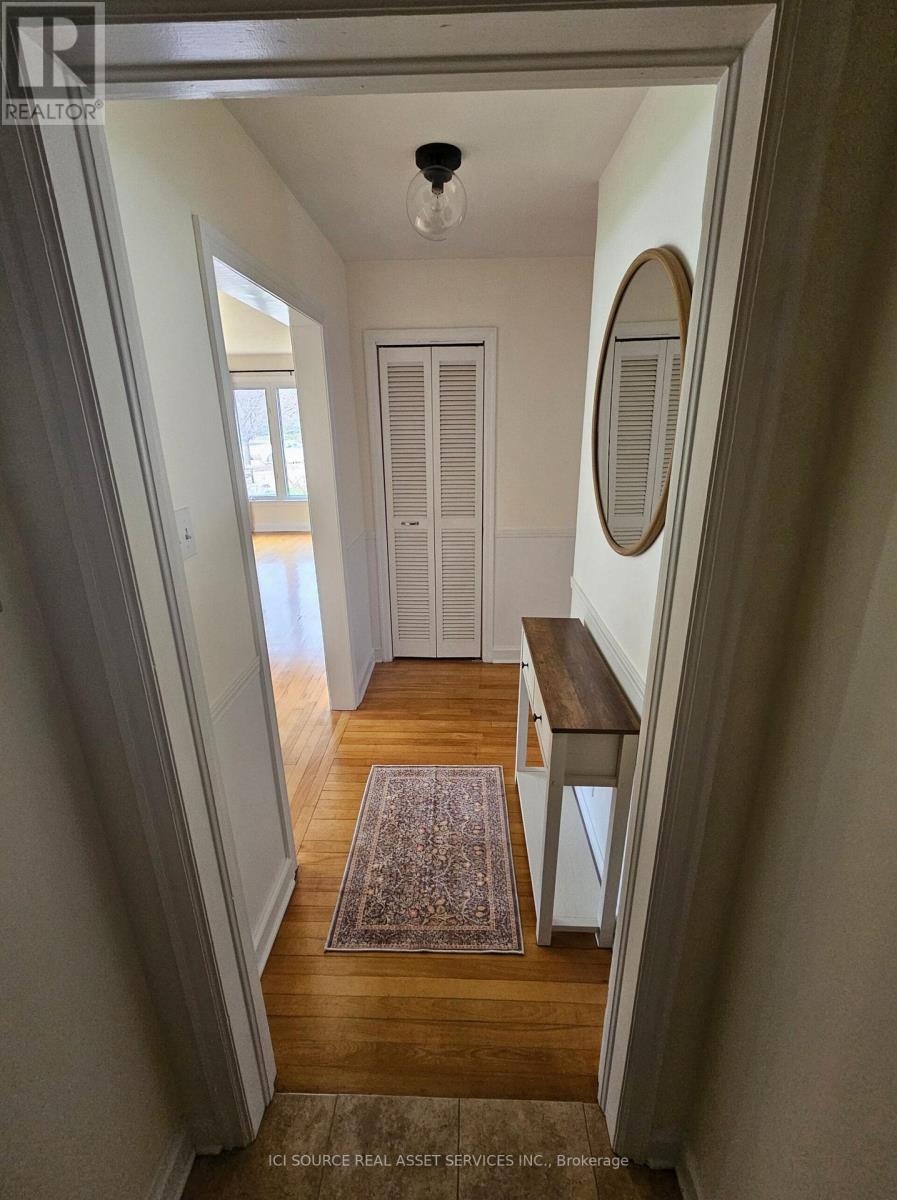 2243 Hillary Avenue, Ottawa, Ontario  K1H 7H7 - Photo 2 - X13131918
