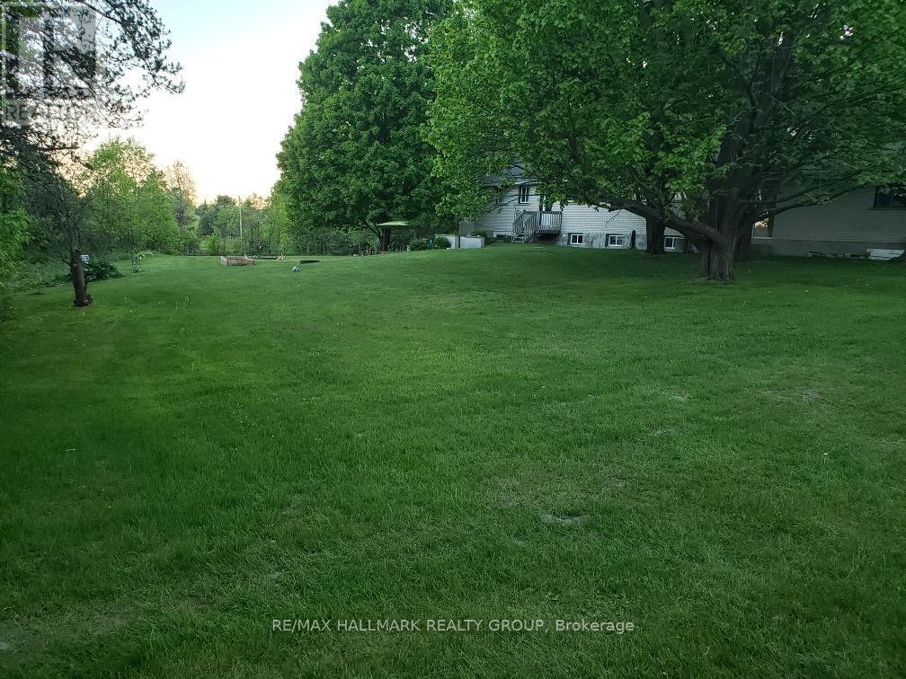 9950 Round Lake Road, Laurentian Valley, Ontario  K8A 0K5 - Photo 9 - X13033702