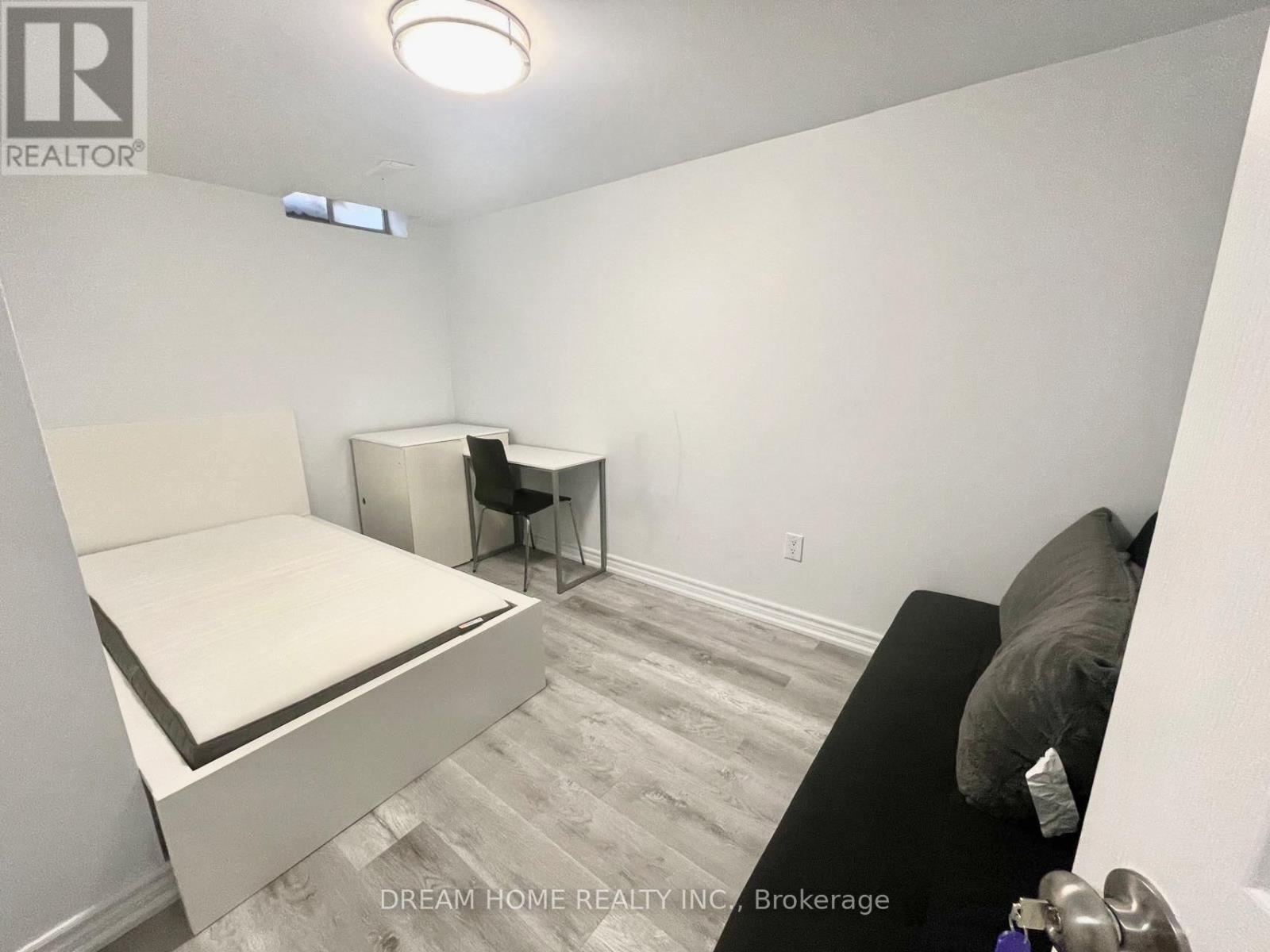 Basement - 29 Glasgow Street, Toronto, Ontario  M5T 2C1 - Photo 4 - C13224744