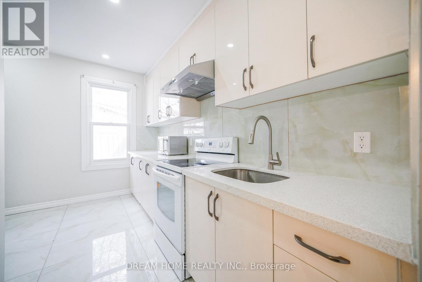 Basement - 29 Glasgow Street, Toronto, Ontario  M5T 2C1 - Photo 7 - C13224744