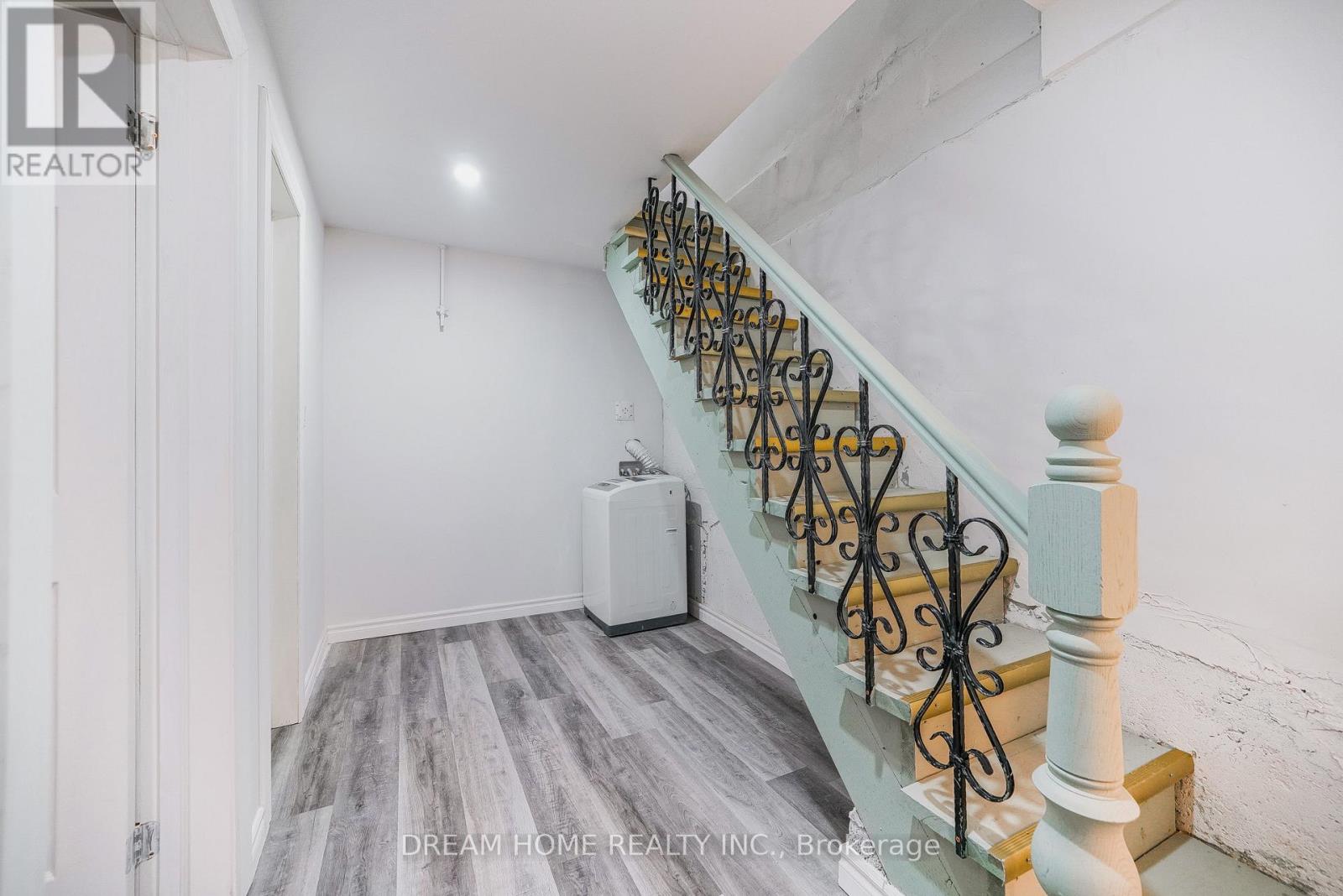 Basement - 29 Glasgow Street, Toronto, Ontario  M5T 2C1 - Photo 8 - C13224744
