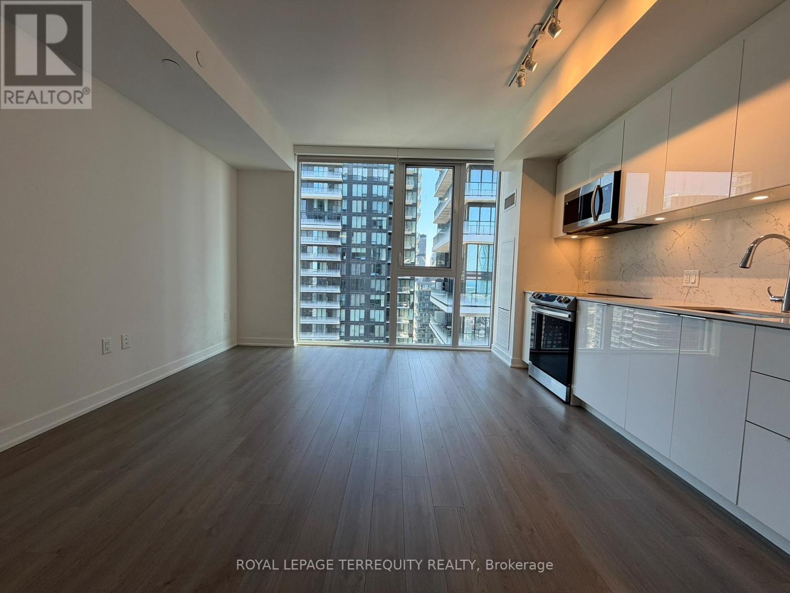 3307 - 357 King Street W, Toronto, Ontario  M5V 0S7 - Photo 4 - C13224884