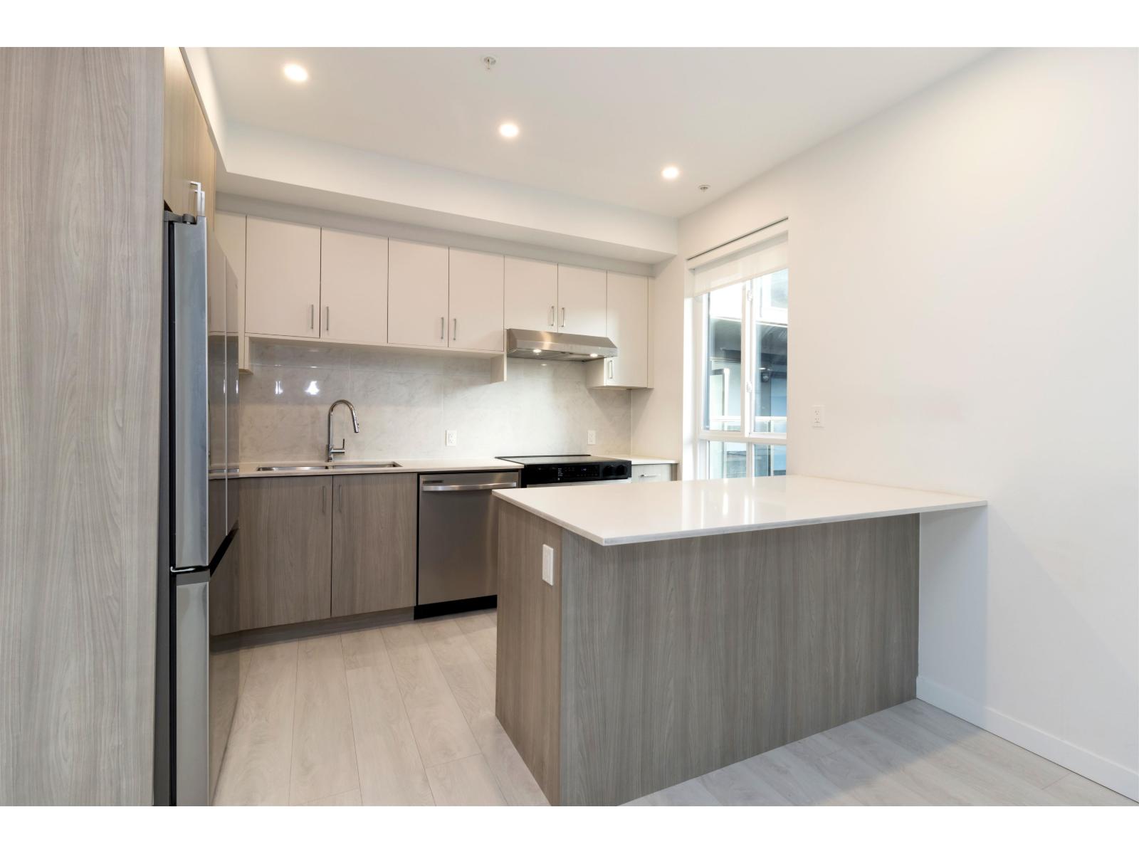 201 13838 108 Avenue, Surrey, British Columbia  V3T 0T8 - Photo 4 - R3130397