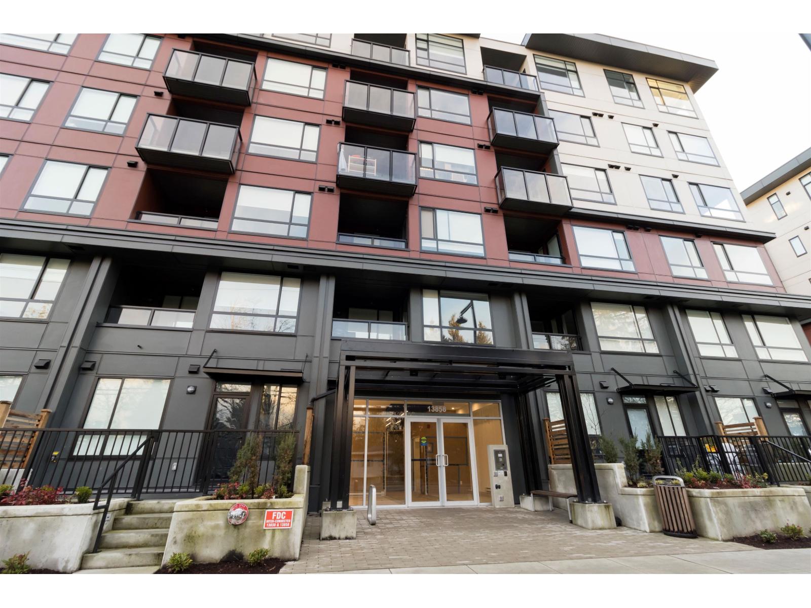 201 13838 108 AVENUE, Surrey, British Columbia