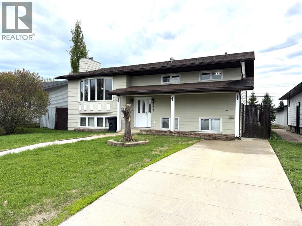 333 3 Avenue NW, Slave Lake, Alberta  T0G 2A1 - Photo 1 - A2315930