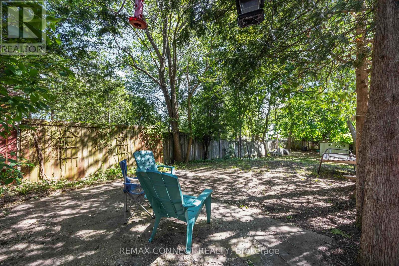 261 Cedarvale Avenue, Toronto, Ontario  M4C 4K3 - Photo 13 - E13224762