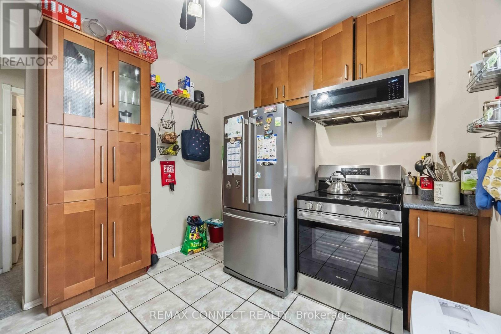 261 Cedarvale Avenue, Toronto, Ontario  M4C 4K3 - Photo 37 - E13224762