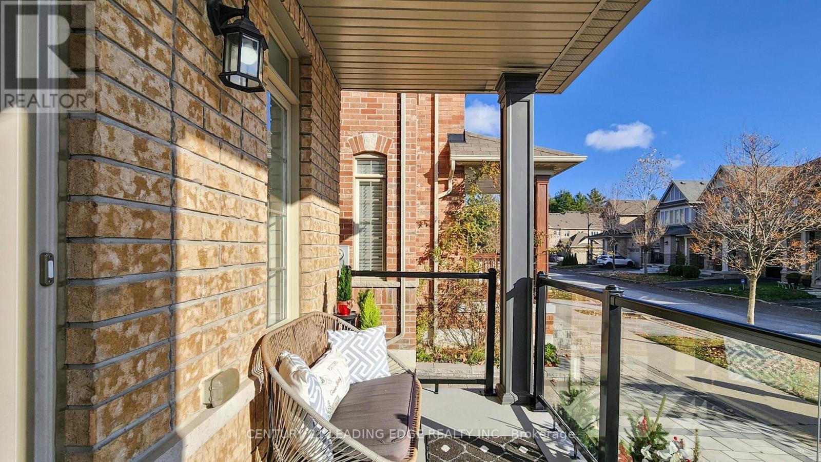 1574 Edgecroft Drive, Pickering, Ontario  L1V 2P8 - Photo 6 - E13224816