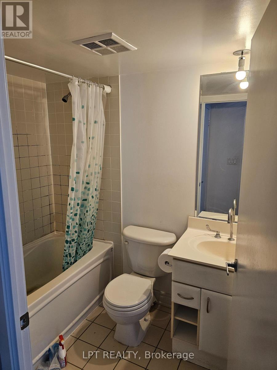 2107 - 38 Lee Centre Drive, Toronto, Ontario  M1H 3J7 - Photo 6 - E13224872