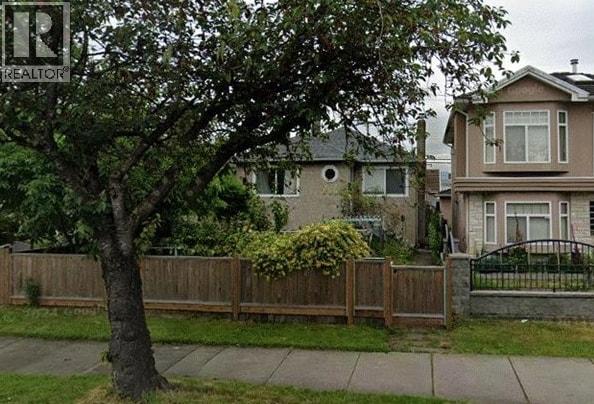 1661 E 49th Avenue, Vancouver, British Columbia  V5P 1S8 - Photo 1 - R3128742