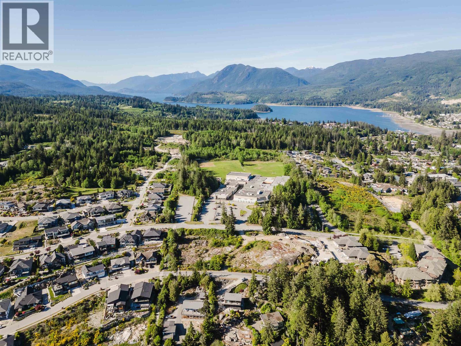 5883 Cowrie Street, Sechelt, British Columbia  V7Z 0K2 - Photo 8 - R3087469