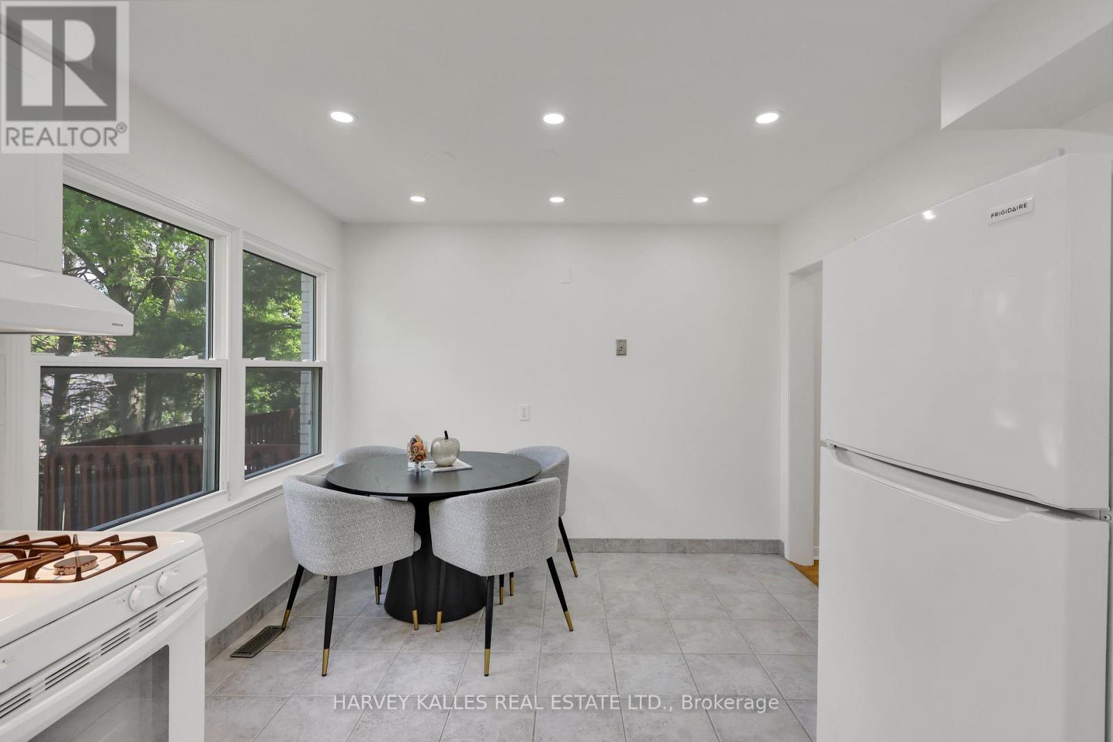 62 Aberfeldy Crescent, Markham, Ontario  L3T 4C4 - Photo 12 - N13224836