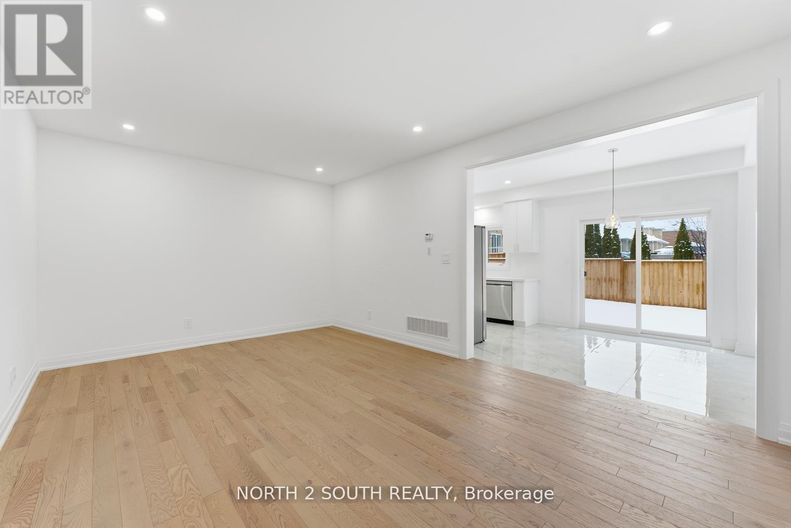 30 Virro Court, Vaughan, Ontario  L4H 5G5 - Photo 5 - N13224838