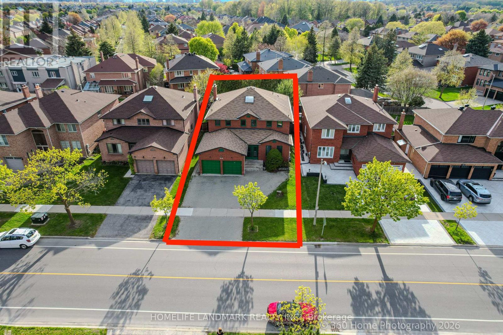 258 Valleymede Drive, Richmond Hill, Ontario  L4B 2B4 - Photo 6 - N13224952