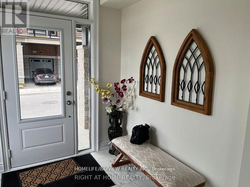 7 Griffith Street W, Aurora, Ontario  L4G 7B6 - Photo 3 - N13224986
