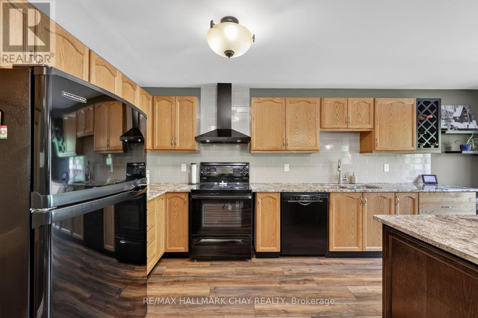 143 Emms Drive, Barrie (Holly), Ontario  L4N 8H7 - Photo 12 - S13224902