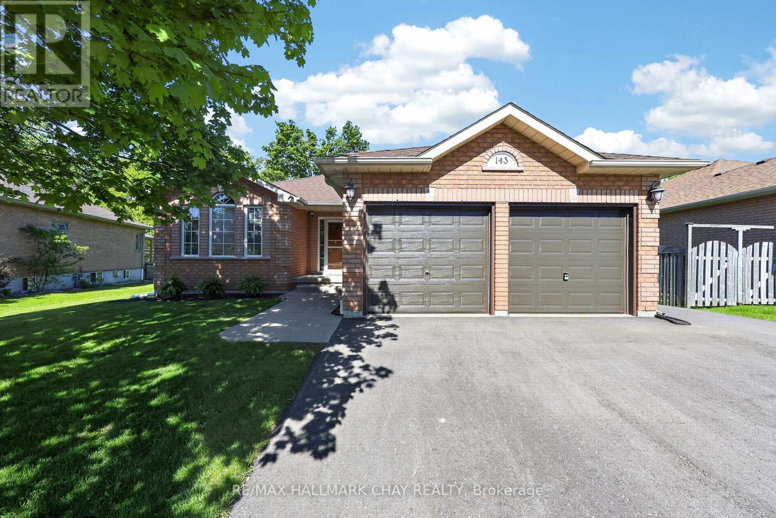 143 Emms Drive, Barrie (Holly), Ontario  L4N 8H7 - Photo 3 - S13224902