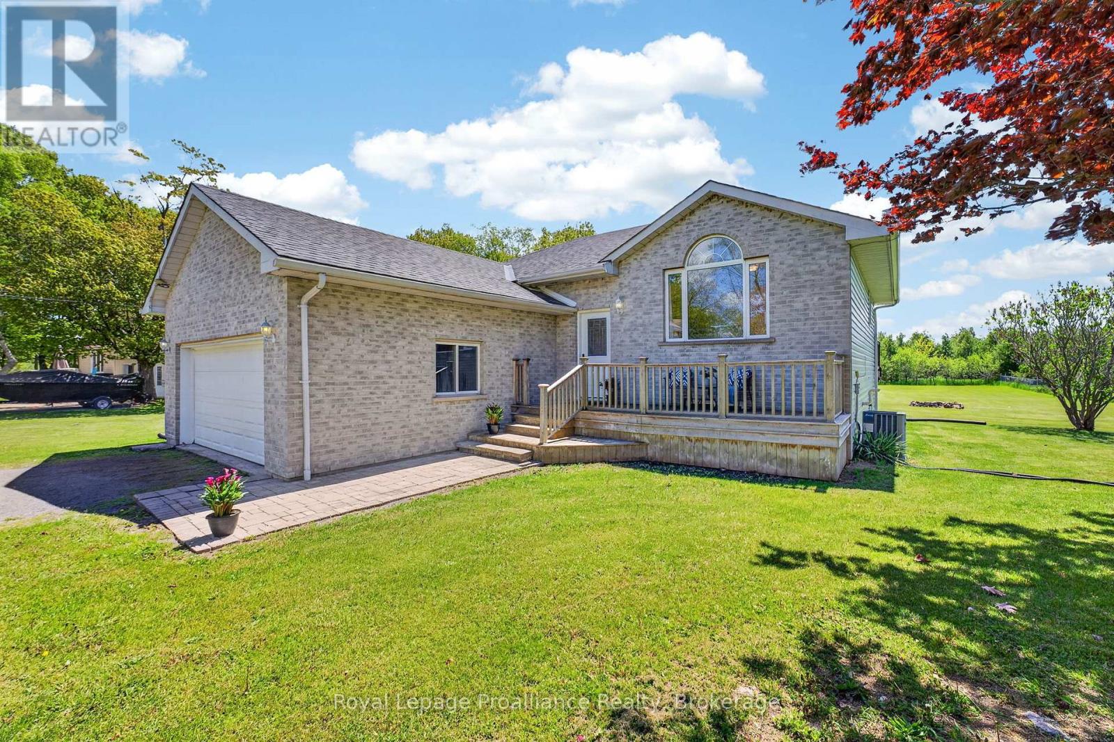 112 Huycks Bay Road, Prince Edward County, Ontario  K0K 3L0 - Photo 1 - X13224382