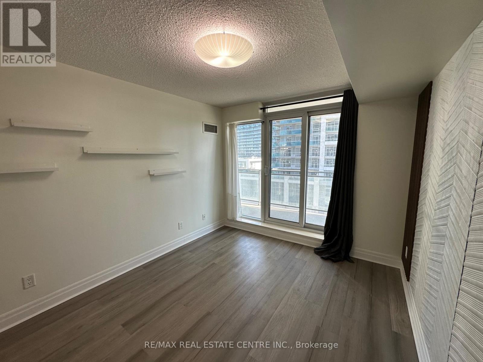 816 - 2121 Lake Shore Boulevard W, Toronto, Ontario  M8V 4E9 - Photo 15 - W13170232