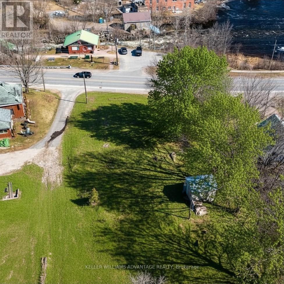 167 Ryerson Crescent, Burk's Falls, Ontario  P0A 1C0 - Photo 4 - X12788468
