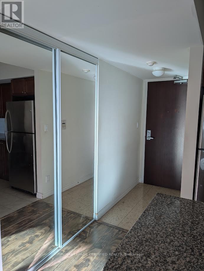 1803 - 335 Rathburn Road, Mississauga, Ontario  L5B 0C8 - Photo 2 - W13224770