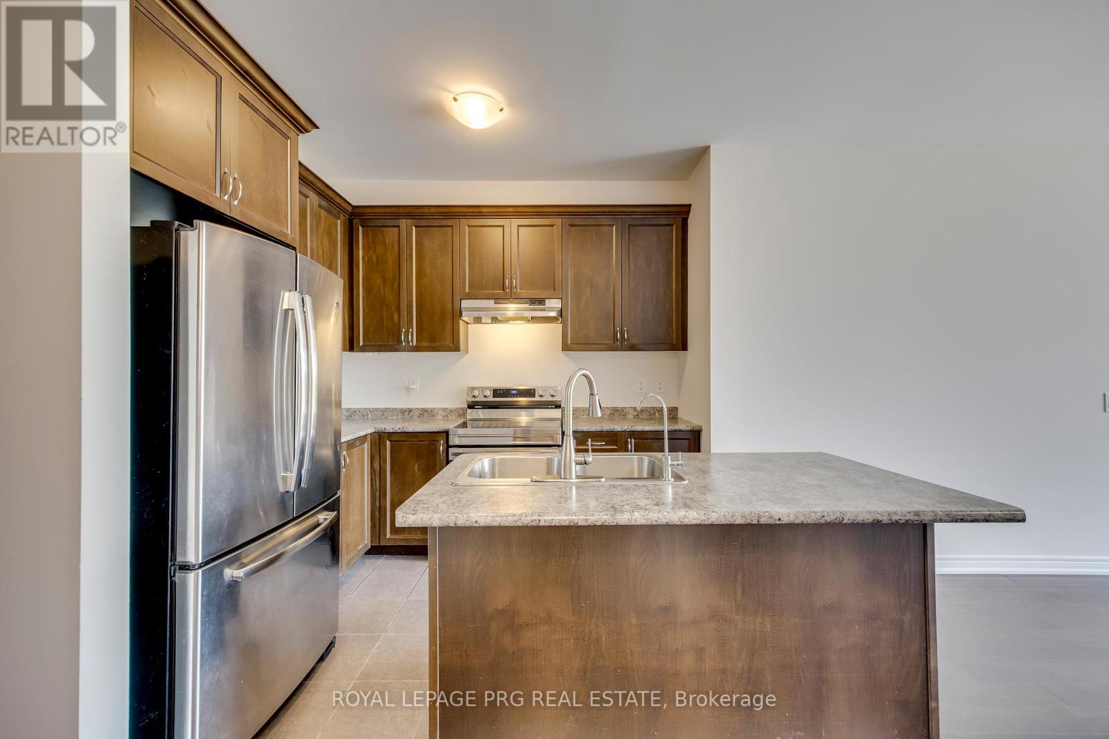47 Dufay Road, Brampton, Ontario  L7A 4A2 - Photo 5 - W13224784