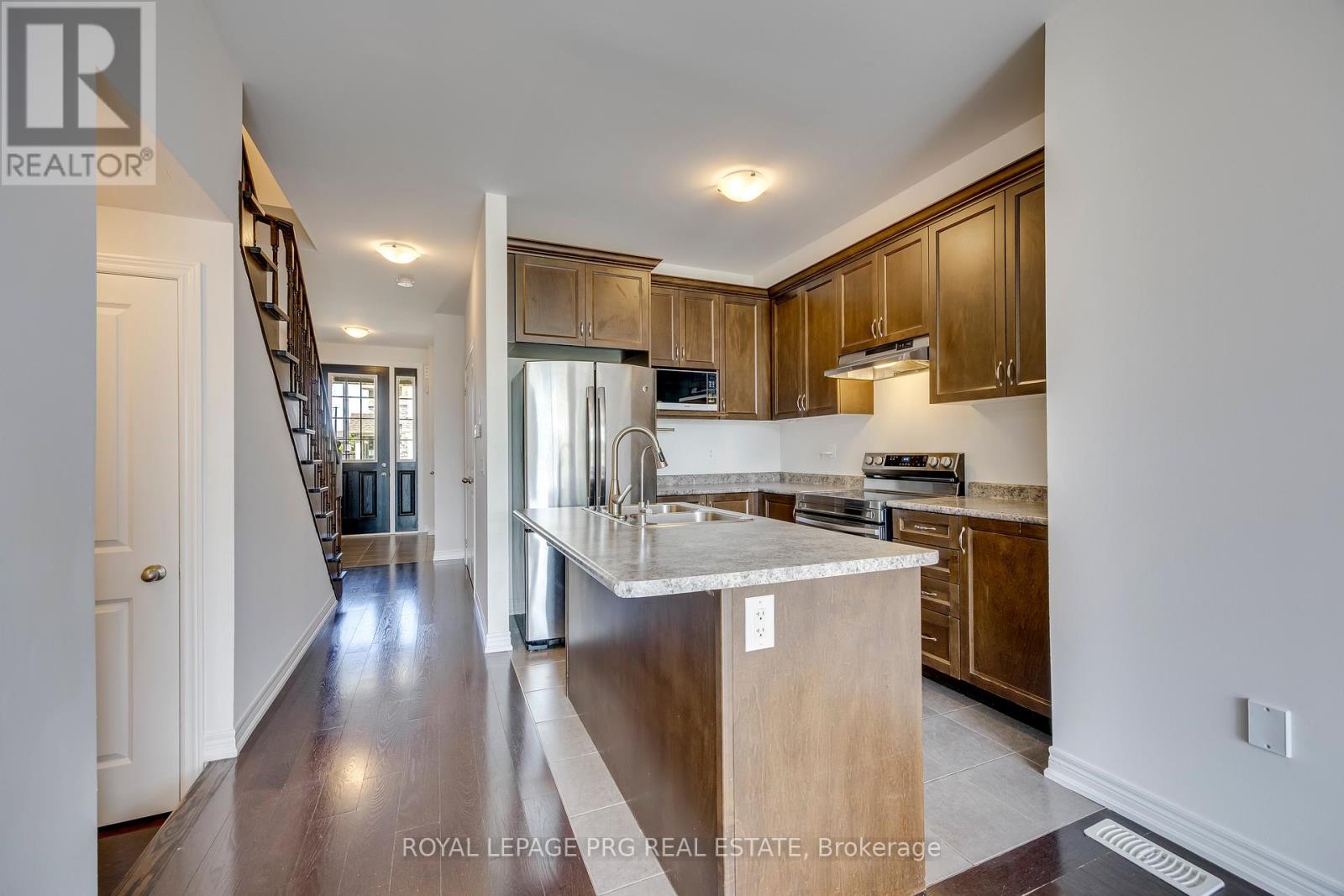 47 Dufay Road, Brampton, Ontario  L7A 4A2 - Photo 6 - W13224784
