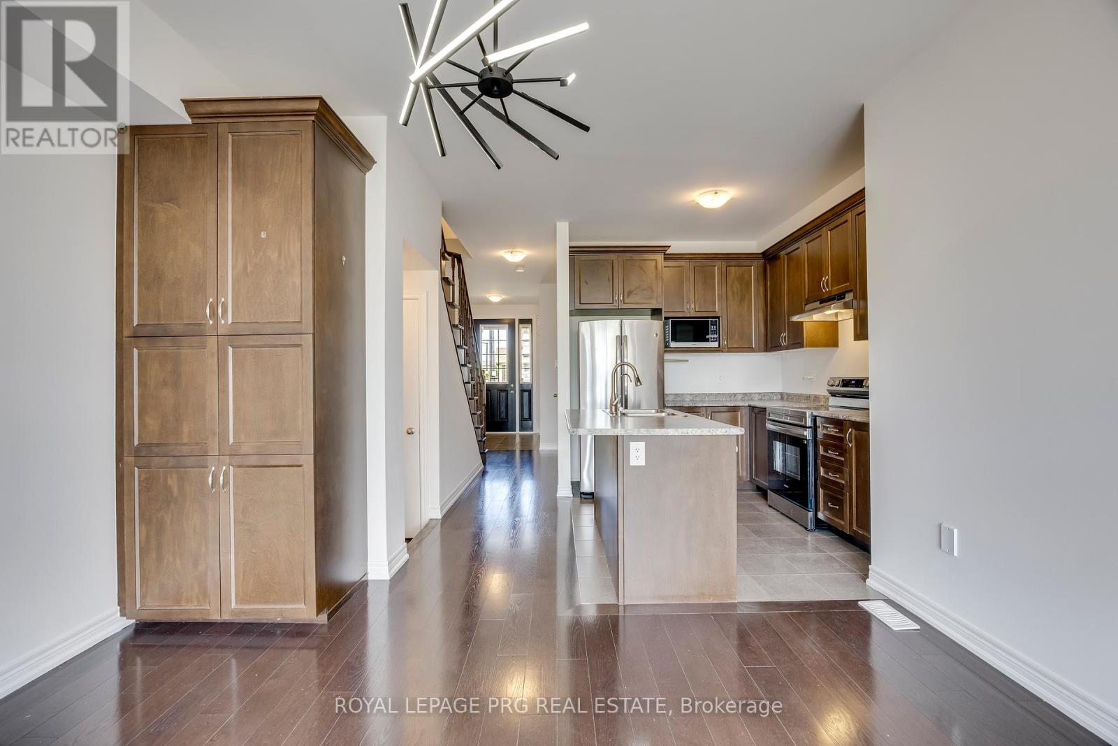 47 Dufay Road, Brampton, Ontario  L7A 4A2 - Photo 7 - W13224784