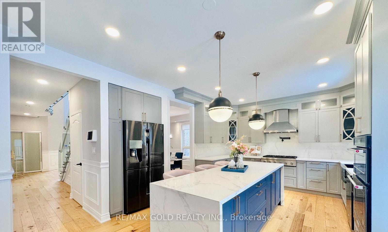 2293 Woodcrest Drive, Oakville, Ontario  L6M 4C5 - Photo 17 - W13224840