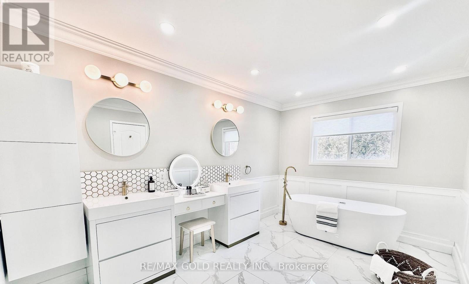 2293 Woodcrest Drive, Oakville, Ontario  L6M 4C5 - Photo 30 - W13224840
