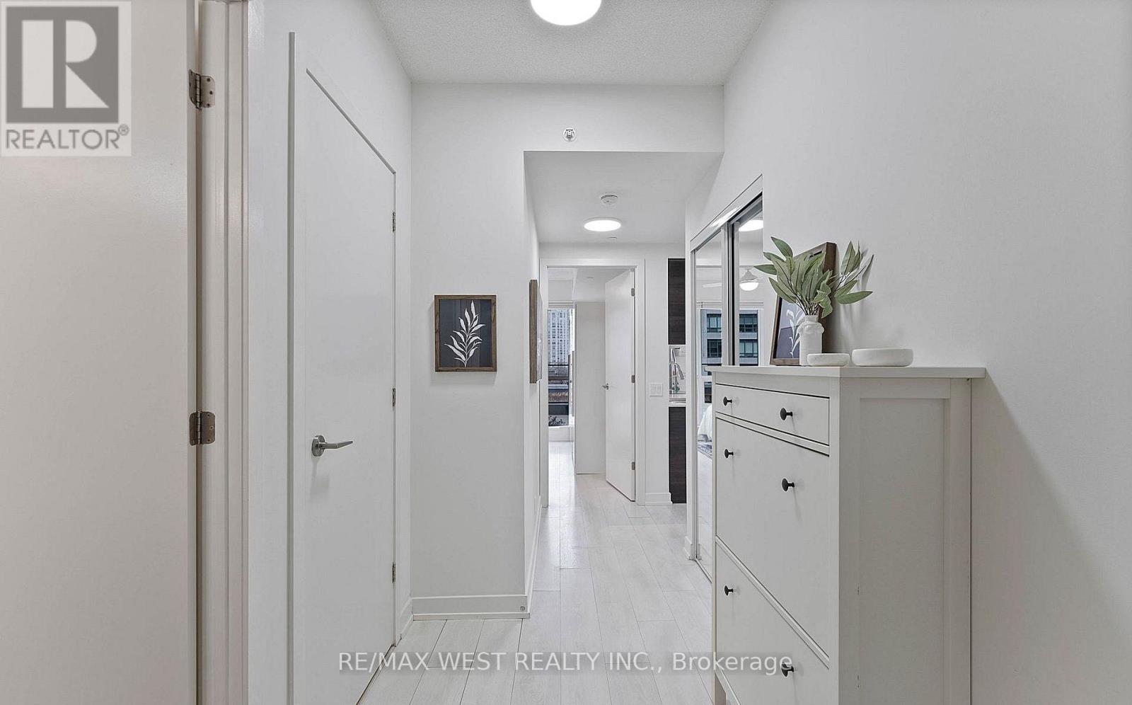 611 - 2200 Lakeshore Boulevard, Toronto, Ontario  M8V 1A4 - Photo 3 - W13224844