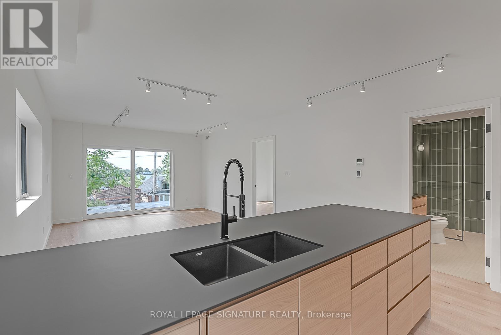 4 - 1254 Davenport Road, Toronto, Ontario  M6H 2G9 - Photo 10 - W13224896