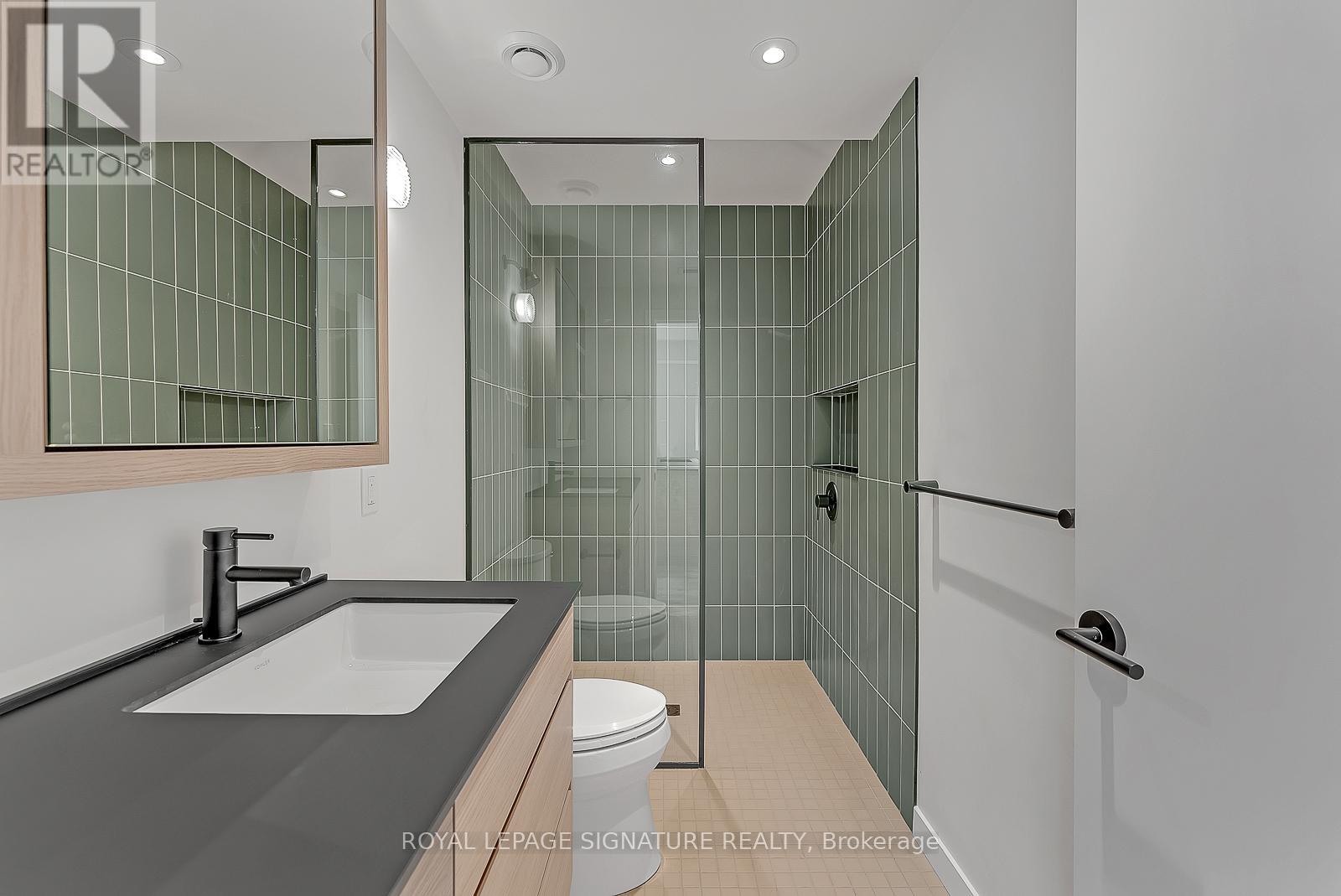 4 - 1254 Davenport Road, Toronto, Ontario  M6H 2G9 - Photo 29 - W13224896