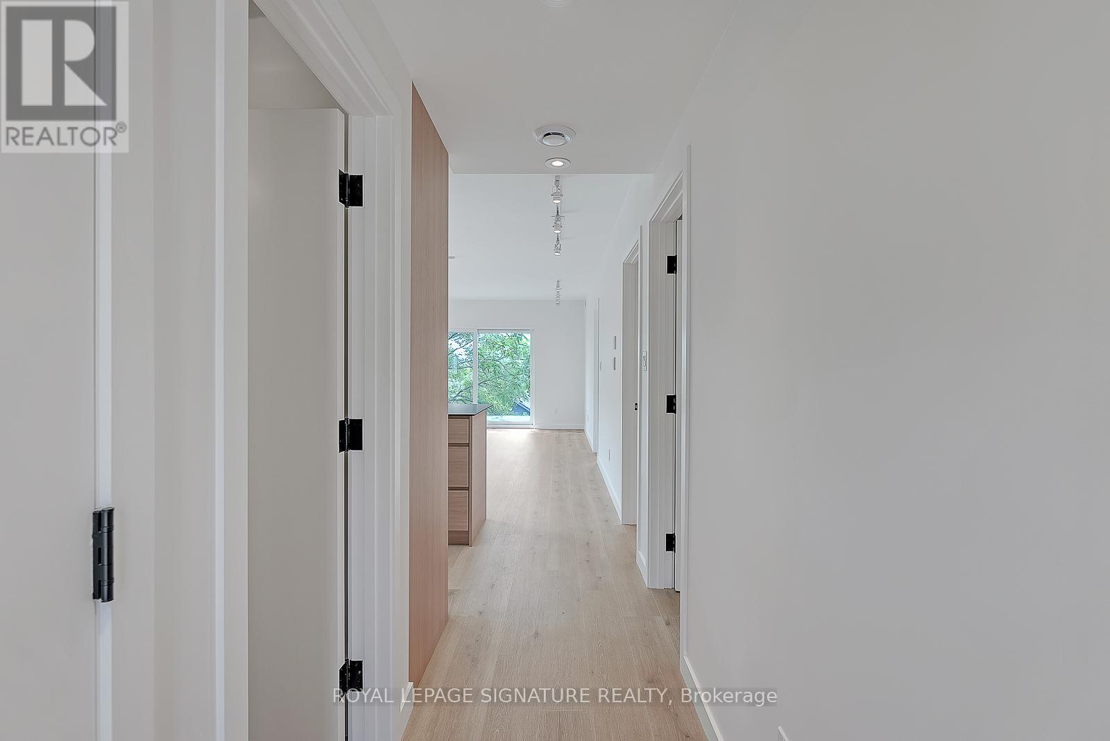 4 - 1254 Davenport Road, Toronto, Ontario  M6H 2G9 - Photo 3 - W13224896