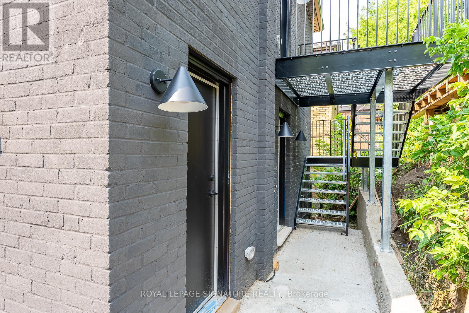 4 - 1254 Davenport Road, Toronto, Ontario  M6H 2G9 - Photo 34 - W13224896