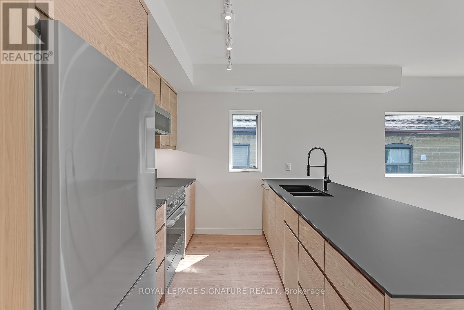 4 - 1254 Davenport Road, Toronto, Ontario  M6H 2G9 - Photo 5 - W13224896