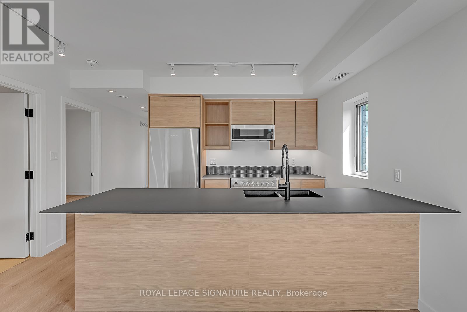 4 - 1254 Davenport Road, Toronto, Ontario  M6H 2G9 - Photo 8 - W13224896