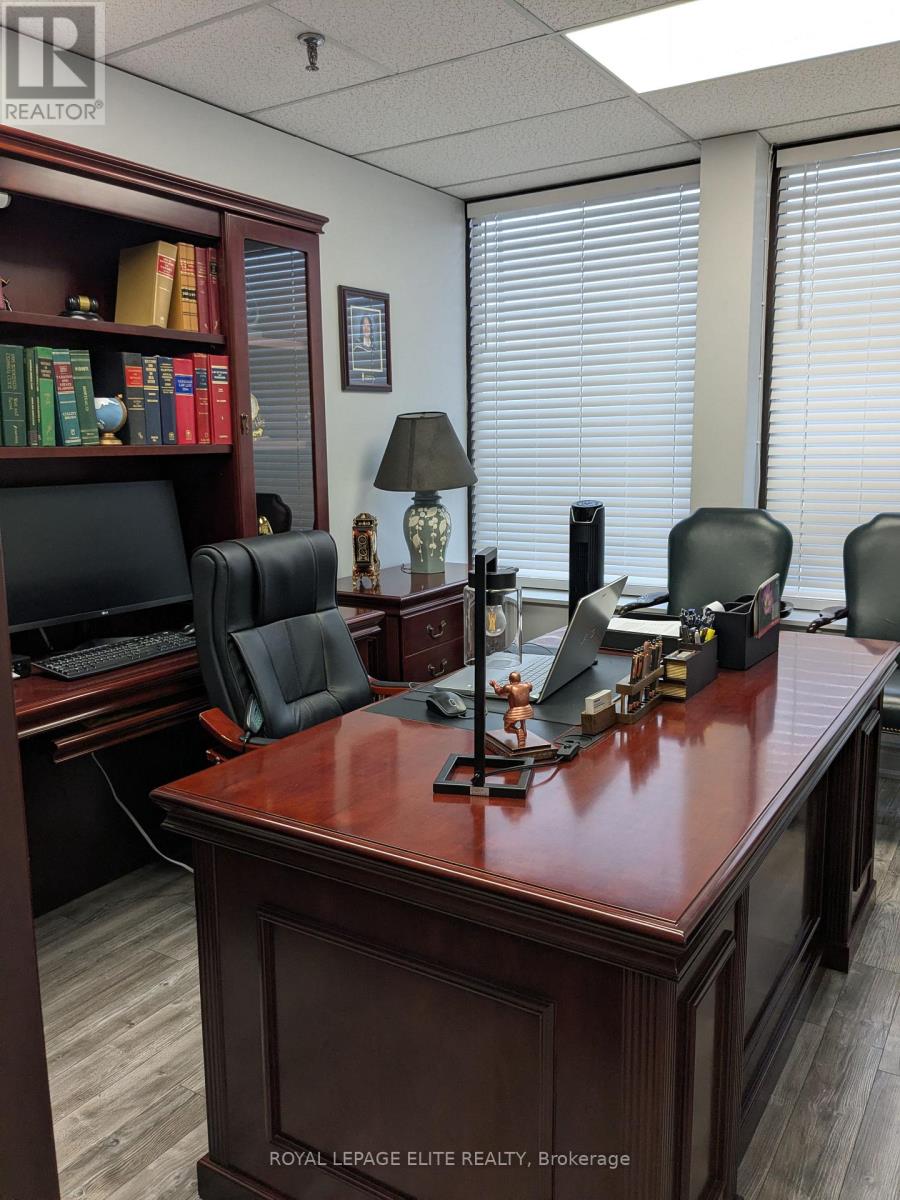 202 - 1150 Eglinton Avenue E, Mississauga, Ontario  L4W 2M6 - Photo 4 - W13224898