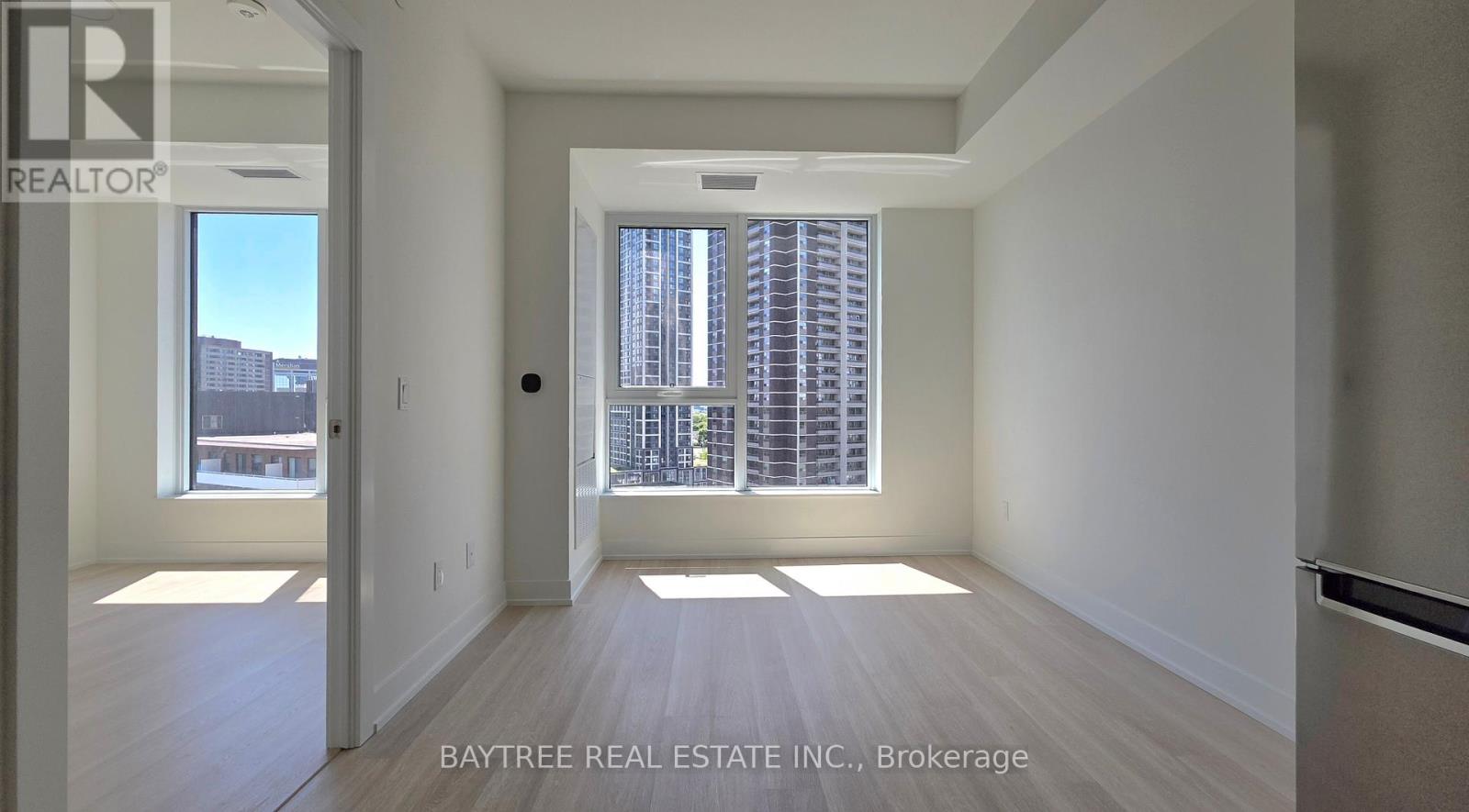 1305 - 60 Central Park Roadway, Toronto, Ontario  M9A 3K1 - Photo 2 - W13224912
