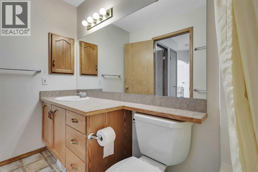 2 Janko Close, Red Deer, Alberta  T4P 3X1 - Photo 25 - A2315412