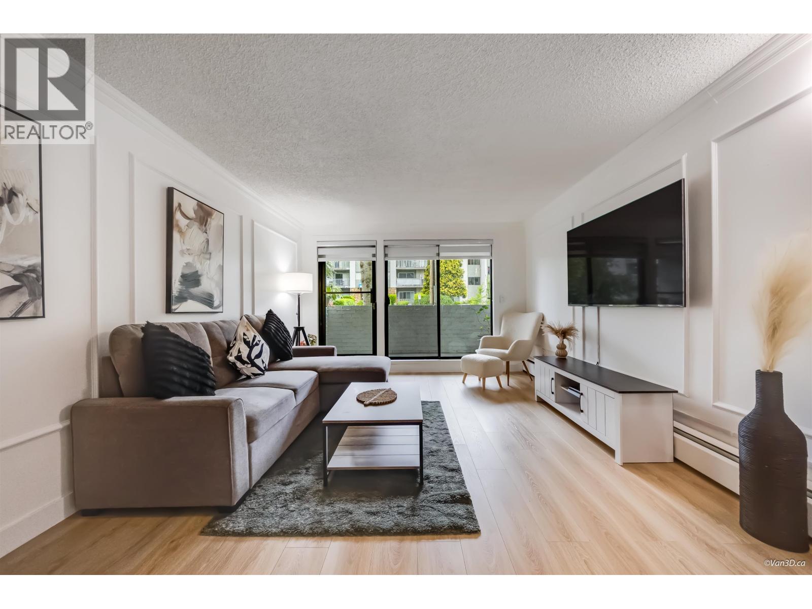 103 340 Ninth Street, New Westminster, British Columbia  V3M 3V6 - Photo 4 - R3130142