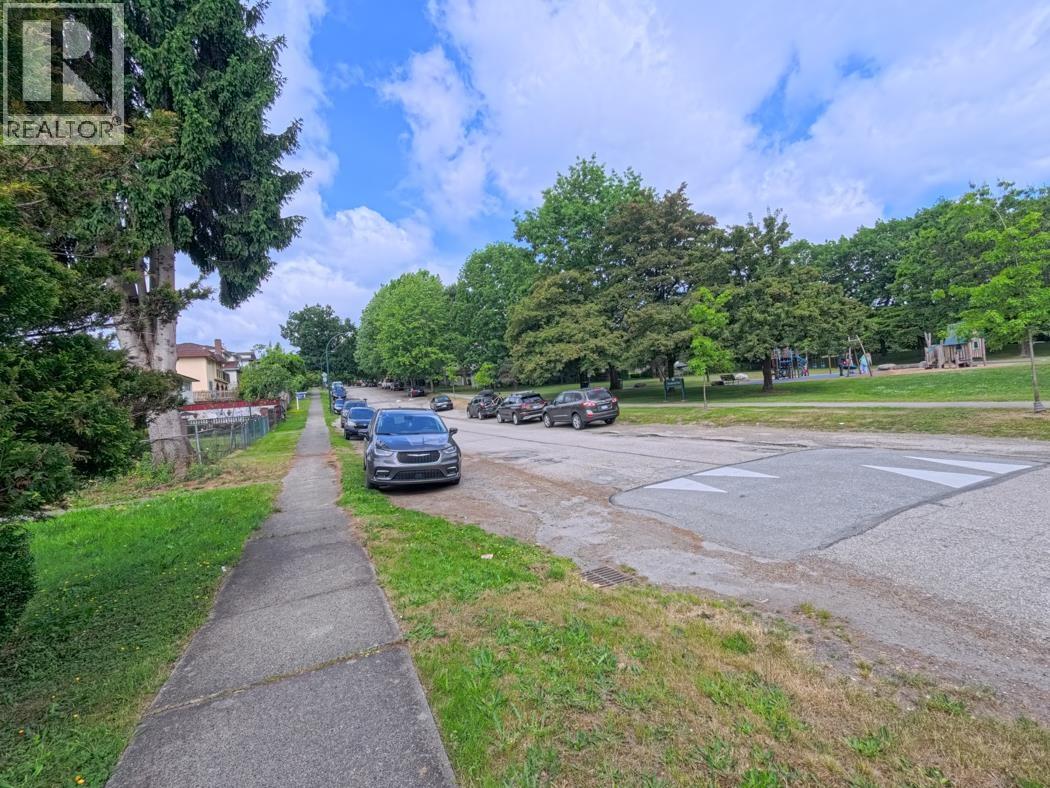 3478 E 2nd Avenue, Vancouver, British Columbia  V5M 1G6 - Photo 5 - R3130276