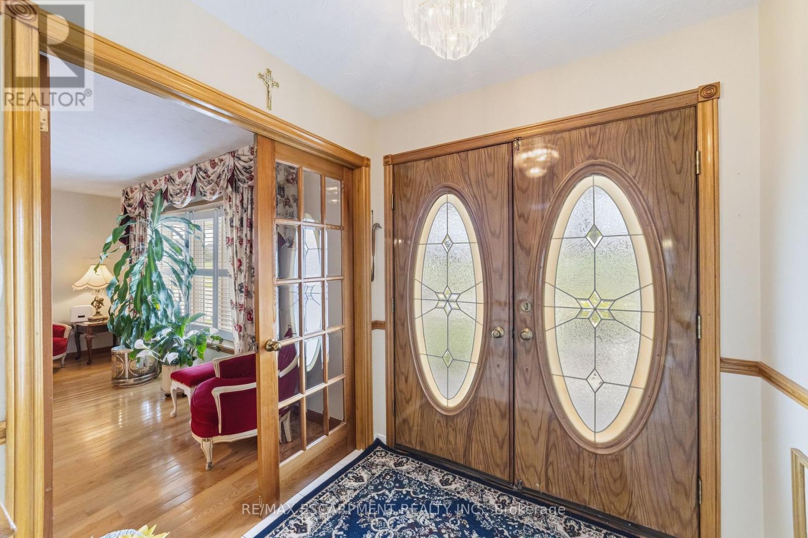 546 Dicenzo Drive, Hamilton, Ontario  L9C 2C3 - Photo 6 - X13224892