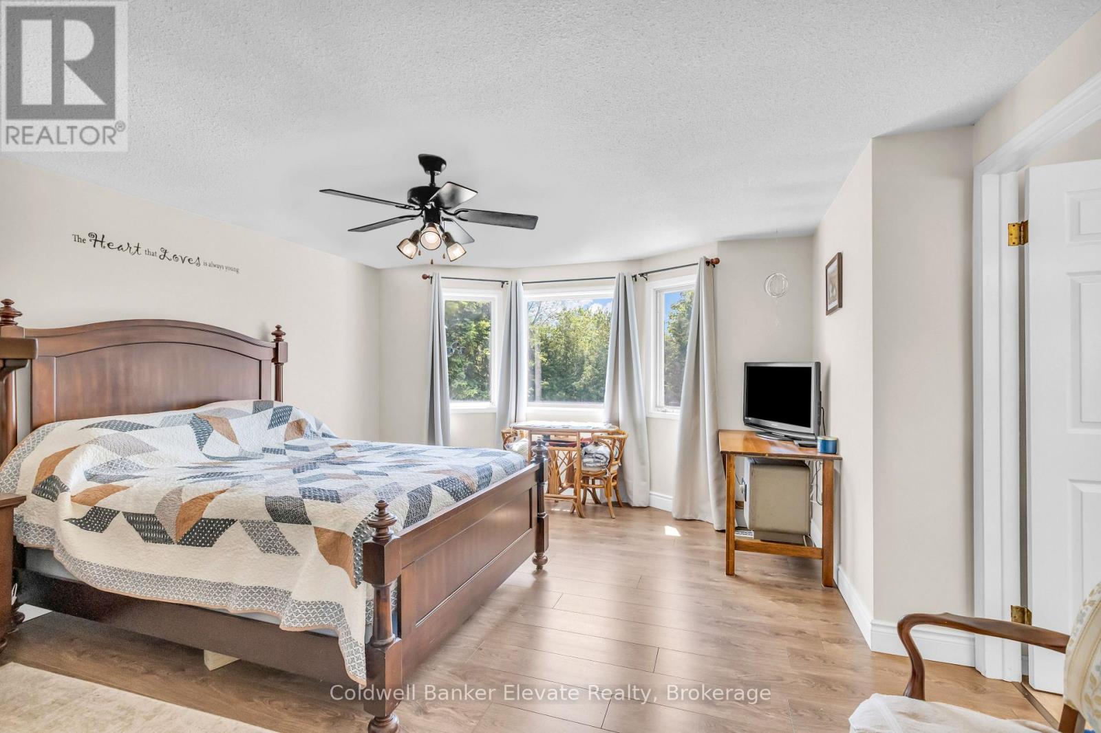 359 Lexington Road, Waterloo, Ontario  N2K 2J9 - Photo 23 - X13224894